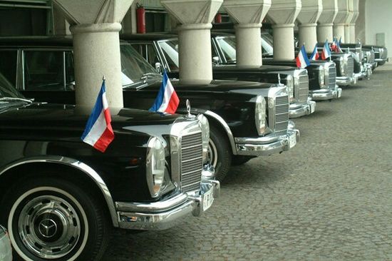 Zbirka Mercedesa 600